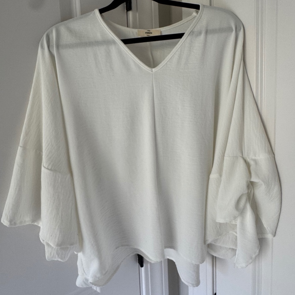 White Entro Batwing Top